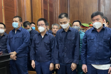 13 cựu cảnh sát phường Phú Thọ Hòa hầu tòa