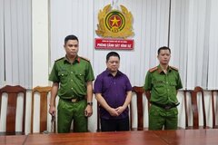 Bắt 2 đối tượng nhận 100.000 USD 'chạy án' cho cựu Cục trưởng Cục Đăng kiểm Việt Nam