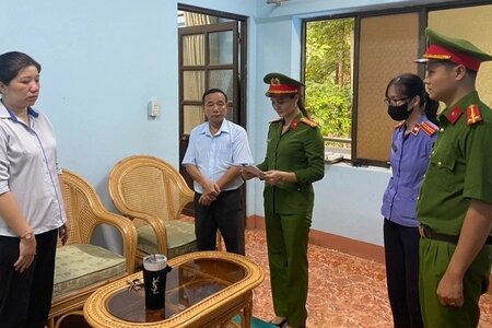 Bắt nữ kế toán chi nhánh Văn phòng Đất đai ở Bình Phước