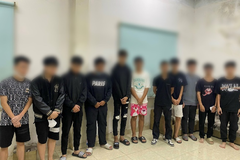 Bắt nhóm thanh niên mang hung khí từ Hưng Yên lên Hà Nội đánh nhau