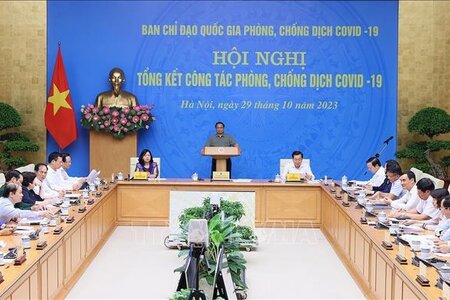 Thủ tướng Phạm Minh Chính chủ trì Hội nghị Tổng kết công tác phòng, chống dịch COVID-19