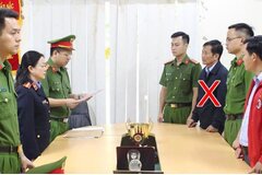 Khởi tố Tổng Giám đốc Công ty CP Cao su Sơn La