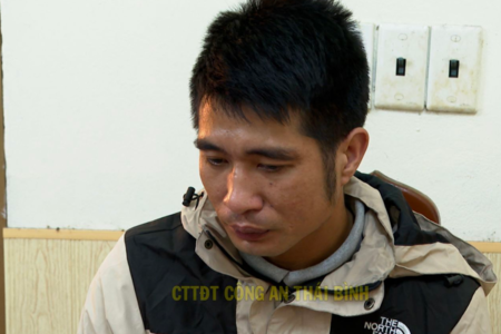 Bắt tài xế xe máy không chấp hành hiệu lệnh, hất văng một CSGT ở Thái Bình