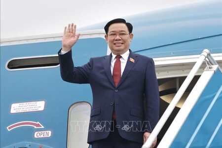 Chủ tịch Quốc hội Vương Đình Huệ lên đường dự Hội nghị cấp cao Quốc hội 3 nước Campuchia - Lào - Việt Nam; thăm, làm việc tại Lào và thăm chính thức Thái Lan