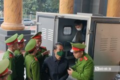 Toà phúc thẩm 'chuyến bay giải cứu': Các bị cáo được dẫn tới toà