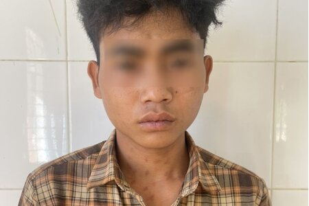 Kon Tum: Nam thiếu niên chém bố dượng tử vong vì mâu thuẫn