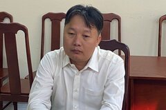 Khởi tố bị can, bắt tạm giam cán bộ Cục Hải quan Tp.HCM