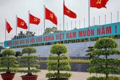 Với Đảng, mùa xuân - Phát triển Đất nước Rồng bay