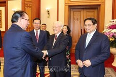 Tổng Bí thư Nguyễn Phú Trọng chúc Tết lãnh đạo, nguyên lãnh đạo Đảng, Nhà nước