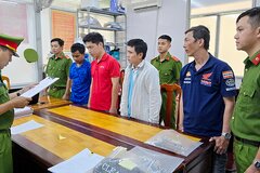 Bắt nhóm nhân viên công ty giao hàng nhanh tham ô và trộm cắp tài sản