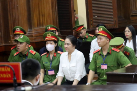 Không kháng cáo, bị cáo Nguyễn Phương Hằng vẫn sẽ bị dẫn giải ra tòa