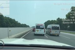 Lạng lách trên cao tốc Hà Nội - Hải Phòng, tài xế bị phạt 15 triệu đồng