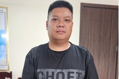 Bắt đối tượng truy nã nguy hiểm trốn trên xe khách từ Nam ra Bắc