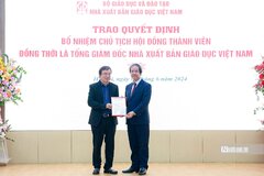 Trao quyết định bổ nhiệm Chủ tịch HĐTV, TGĐ NXB Giáo dục Việt Nam