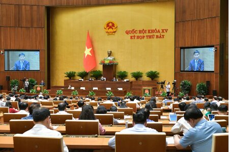 Ngày 21/6, Quốc hội biểu quyết thông qua Nghị quyết thành lập Đoàn giám sát chuyên đề của Quốc hội năm 2025