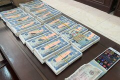 Bắt nam thanh niên sản xuất tiền giả rồi đem bán