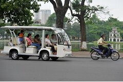 Đề xuất điều kiện kinh doanh vận tải bằng xe bốn bánh có gắn động cơ