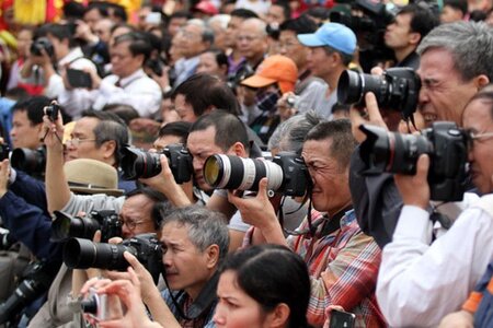 Tiêu chuẩn, điều kiện xét thăng hạng lên chức danh nghề nghiệp phóng viên hạng I, II