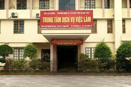 Bắt tạm giam Giám đốc Trung tâm dịch vụ việc làm tỉnh Hưng Yên