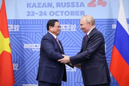 Thủ tướng hội đàm với Tổng thống Putin - hoạt động đối ngoại cuối cùng tại Kazan