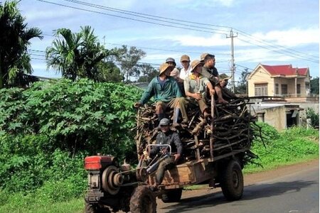 Xử phạt máy cày, máy kéo khi vi phạm giao thông như thế nào?