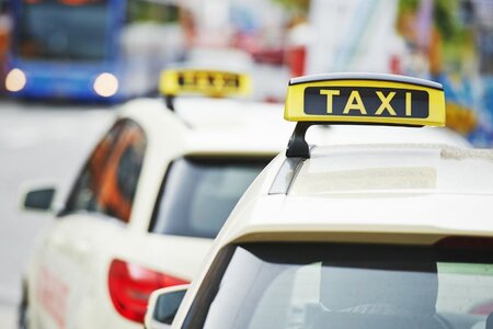 Những quy định mới về kinh doanh vận tải hành khách bằng xe taxi