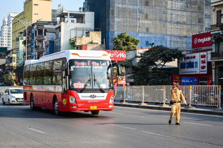 Hà Nội: Tăng cường xử lý vi phạm vận tải hành khách dịp cuối năm