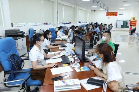 Không thu phí người dân khi thay đổi giấy tờ, thủ tục do sáp nhập tỉnh, xã