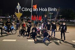 Khởi tố 17 thanh niên mang hung khí tụ tập, đua xe trái phép