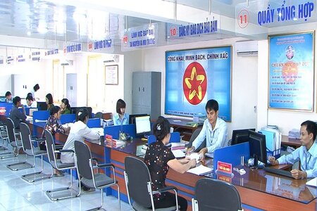 Thủ tướng yêu cầu cắt giảm ít nhất 30% điều kiện đầu tư kinh doanh và thời gian giải quyết thủ tục hành chính