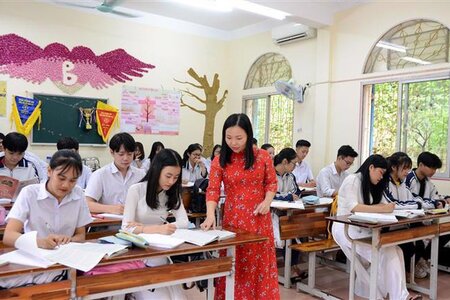 Công bố thủ tục hành chính lĩnh vực chế độ, chính sách đối với nhà giáo