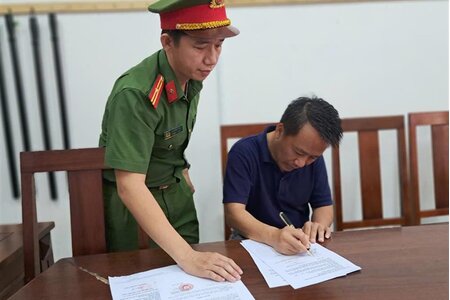 Bắt đối tượng lừa 'chạy án' để chiếm đoạt 16 tỷ đồng