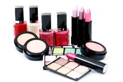Bộ Y tế đề xuất điều kiện công bố sản phẩm mỹ phẩm