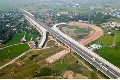 Kiên quyết không đội vốn, không kéo dài thời gian thực hiện các công trình, dự án quan trọng quốc gia