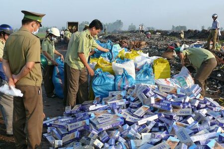 Hành vi sản xuất, buôn bán hàng giả sẽ bị xử lý như thế nào?