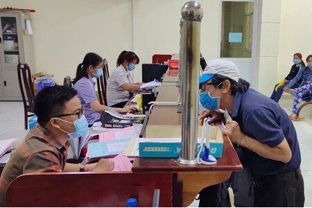 Đề xuất chính sách đối với cán bộ không chuyên trách ở cấp xã, thôn, tổ dân phố