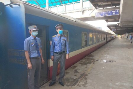 Bộ Xây dựng đề xuất sửa đổi quy định tiêu chuẩn nhân viên đường sắt