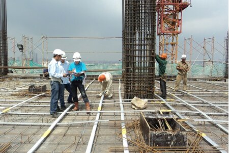 Chủ động xây dựng văn bản quy phạm pháp luật phù hợp với tổ chức chính quyền địa phương 2 cấp trong lĩnh vực xây dựng