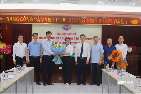Chi bộ Ban Nghiên cứu, xây dựng và phổ biến pháp luật tổ chức thành công Đại hội lần thứ IV