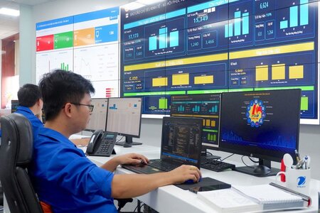 Hỗ trợ 5 triệu đồng/tháng cho người làm công tác chuyên trách về chuyển đổi số