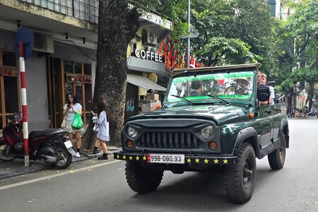 Rà soát, xử nghiêm xe Jeep, UAZ không đủ điều kiện chở khách