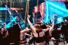 Kinh doanh vũ trường, massage, karaoke chịu thuế đặc biệt thế nào theo Luật mới?