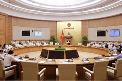 Thủ tướng chủ trì phiên họp Chính phủ chuyên đề pháp luật tháng 7