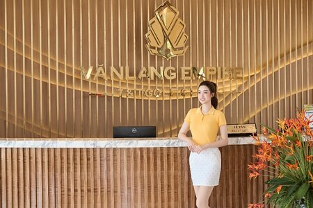 Hoa hậu Đỗ Mỹ Linh trở thành Đại sứ thương hiệu Văn Lang Empire T&T Golf Club