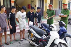 Bắt 5 đối tượng lợi dụng đêm tối trộm cắp tài sản tại khu ký túc xá ở Ninh Bình