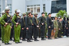 Đấu tranh, ngăn chặn việc tài trợ hoạt động xâm phạm an ninh quốc gia, khủng bố