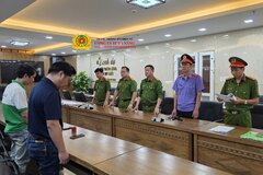 Triệt phá đường dây sản xuất, tiêu thụ hàng chục ngàn hũ yến chưng giả
