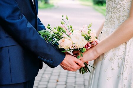 Kết hôn khi mới 17 tuổi có bị phạt?