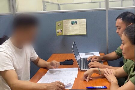Công an Hà Nội làm việc với Độ Mixi liên quan đến hình ảnh, video sử dụng chất cấm