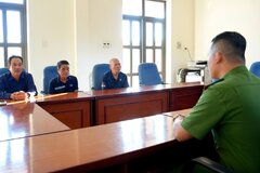 Khởi tố 3 bảo vệ dùng gậy đánh tài xế xe ôm trước sảnh bệnh viện